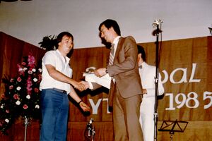 1985 Martin Attard YTC 2nd place presentation.jpg